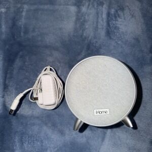 iHome Bluetooth Alarm Clock with Dual USB Charging and Nightlight (White) WORKS